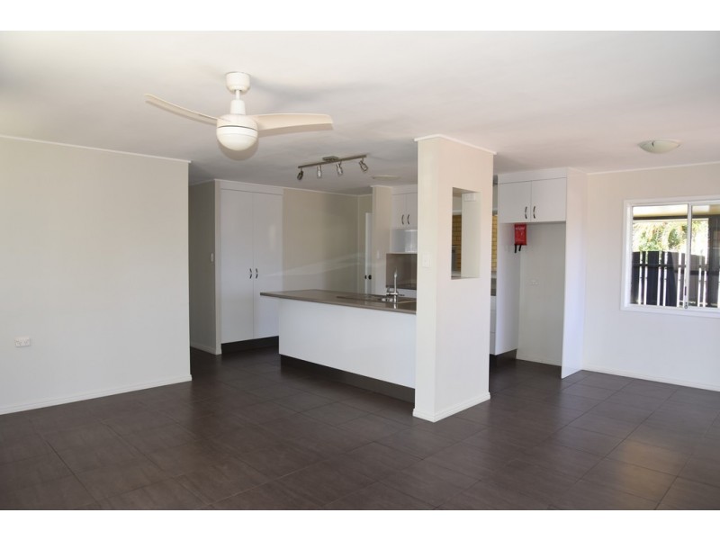 30 Glenview Crescent, Avoca QLD 4670