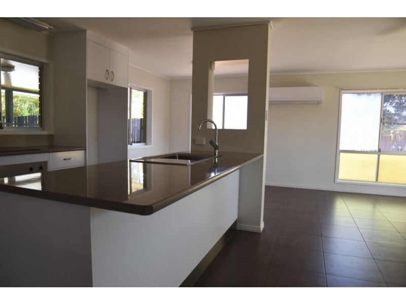 30 Glenview Crescent, Avoca QLD 4670