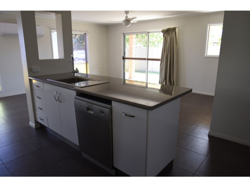 30 Glenview Crescent, Avoca QLD 4670