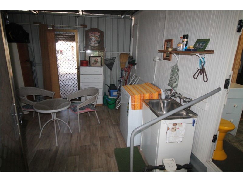 35a Old Gin Gin Road, Oakwood QLD 4670