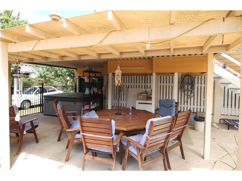 4 Coomber Street, Svensson Heights QLD 4670