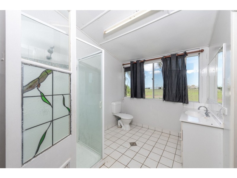 271 Burnett Heads Road, Burnett Heads QLD 4670