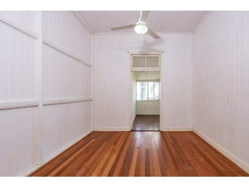 271 Burnett Heads Road, Burnett Heads QLD 4670