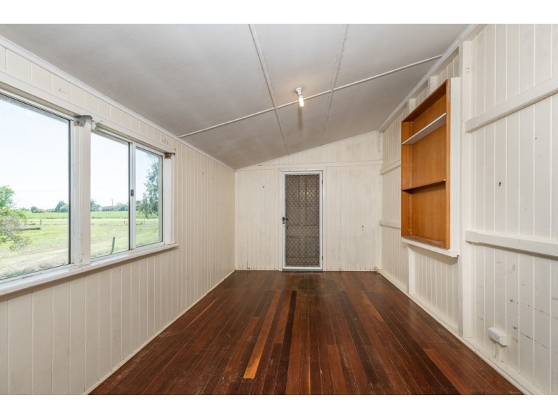 271 Burnett Heads Road, Burnett Heads QLD 4670