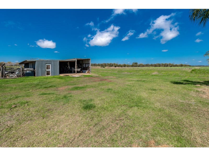 271 Burnett Heads Road, Burnett Heads QLD 4670