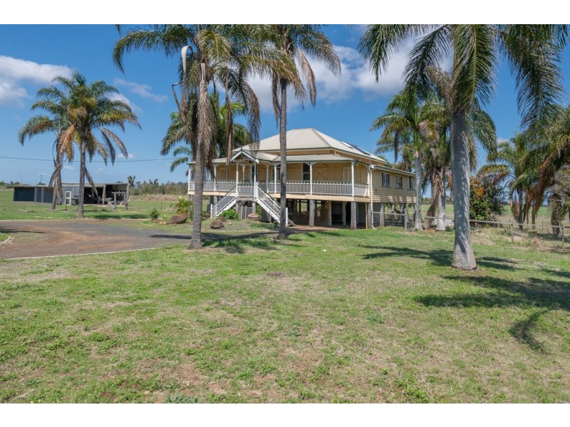 271 Burnett Heads Road, Burnett Heads QLD 4670