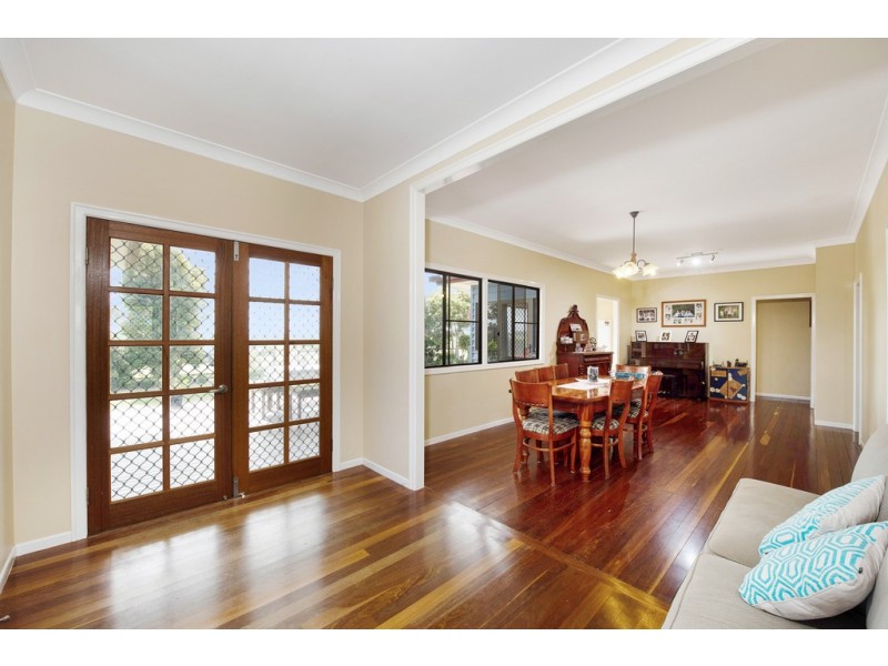 215 Hills Road, Welcome Creek QLD 4670