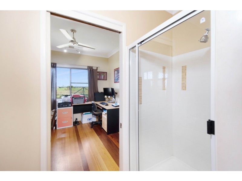 215 Hills Road, Welcome Creek QLD 4670
