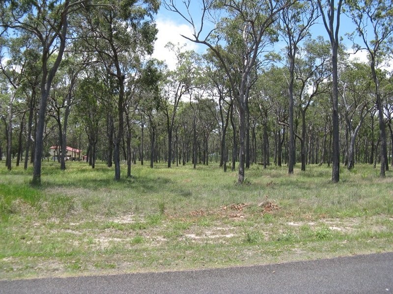 Moore Park Beach QLD 4670