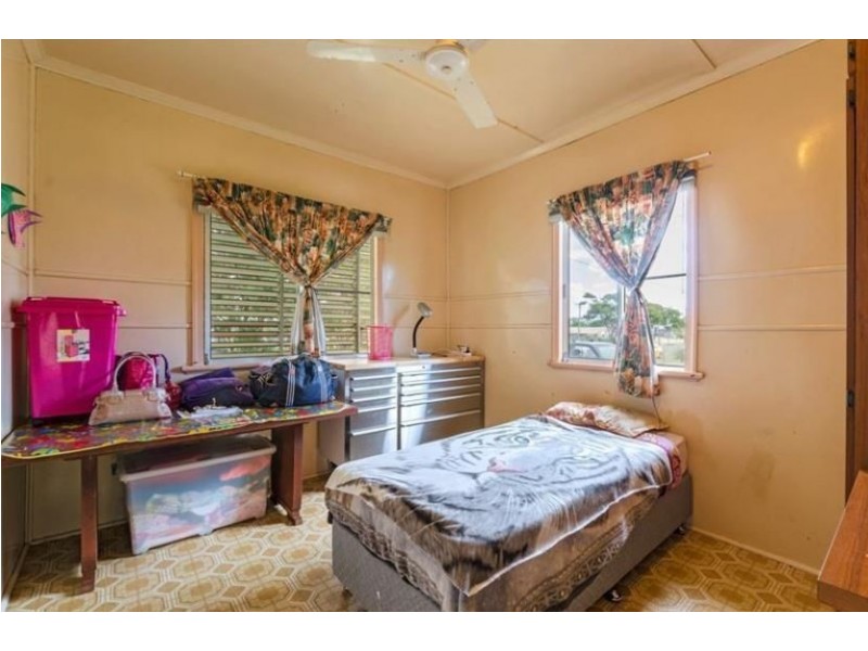 6 Totten Street, Kepnock QLD 4670