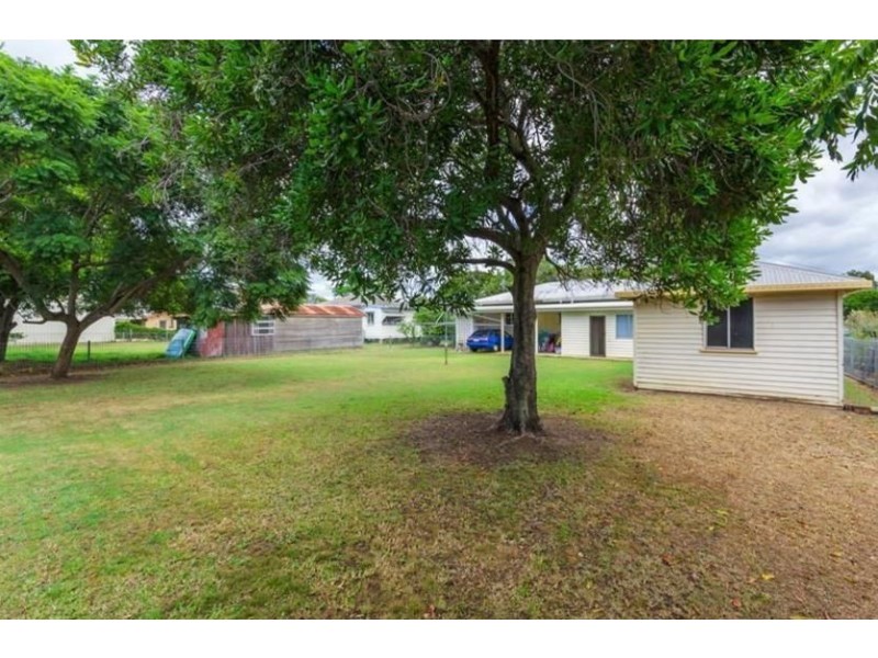 6 Totten Street, Kepnock QLD 4670