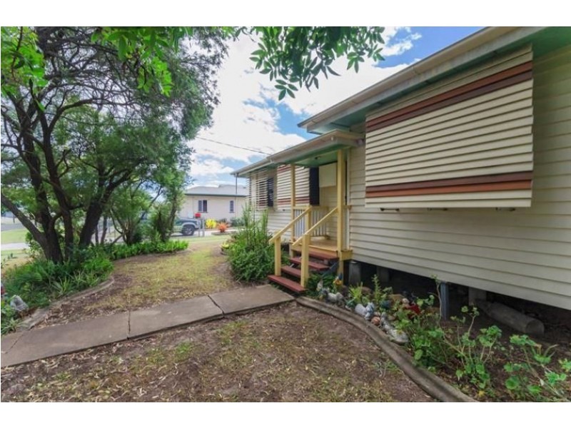 6 Totten Street, Kepnock QLD 4670