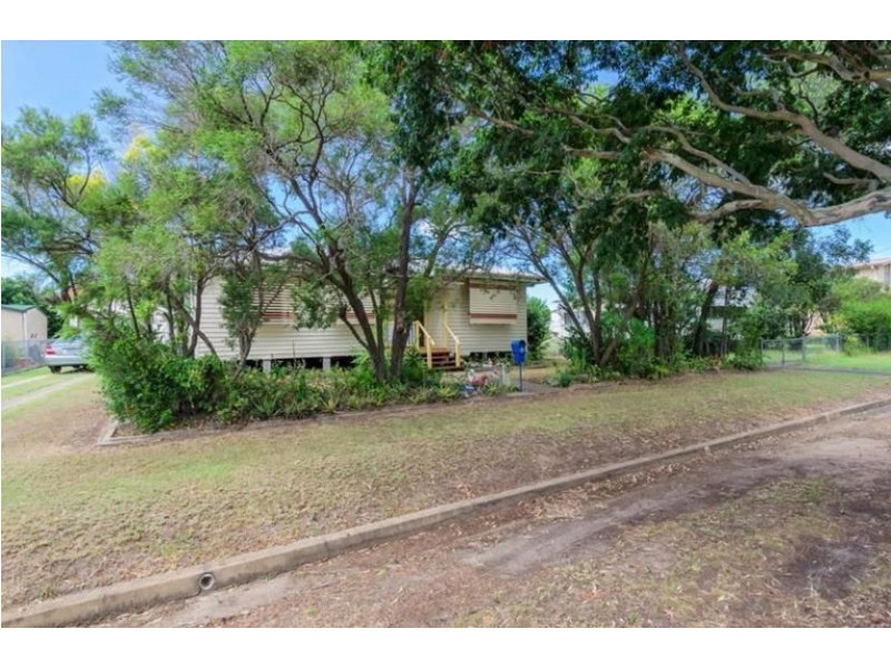 6 Totten Street, Kepnock QLD 4670