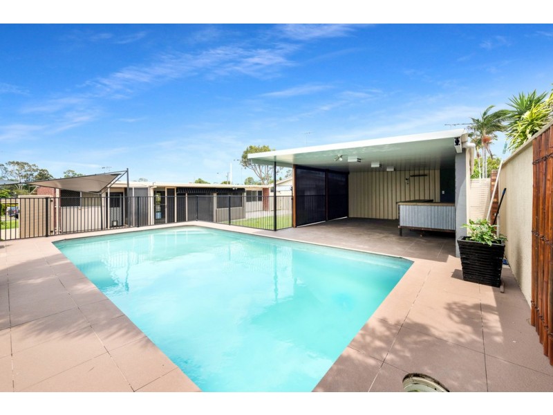 18 Newhaven Court, Avoca QLD 4670