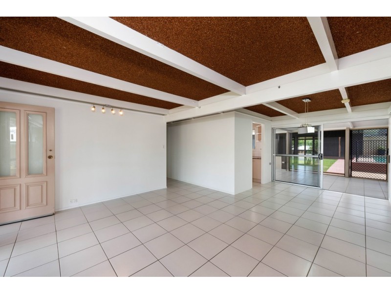 18 Newhaven Court, Avoca QLD 4670