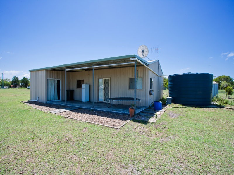 27 Markham Road, Coonarr QLD 4670