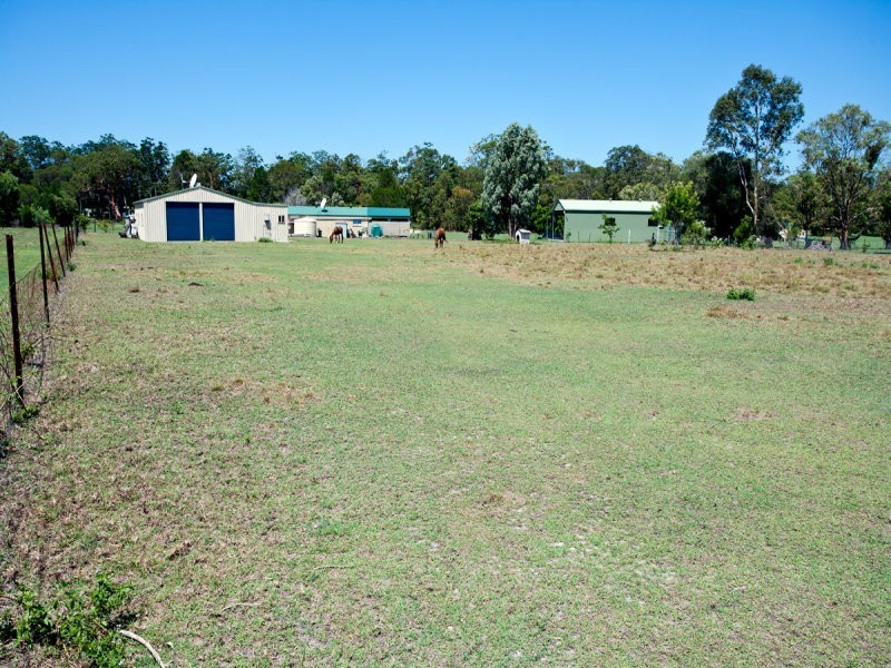 27 Markham Road, Coonarr QLD 4670