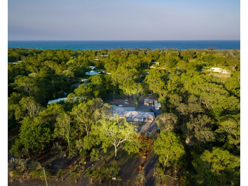 10 Kingfisher Crescent, Moore Park Beach QLD 4670