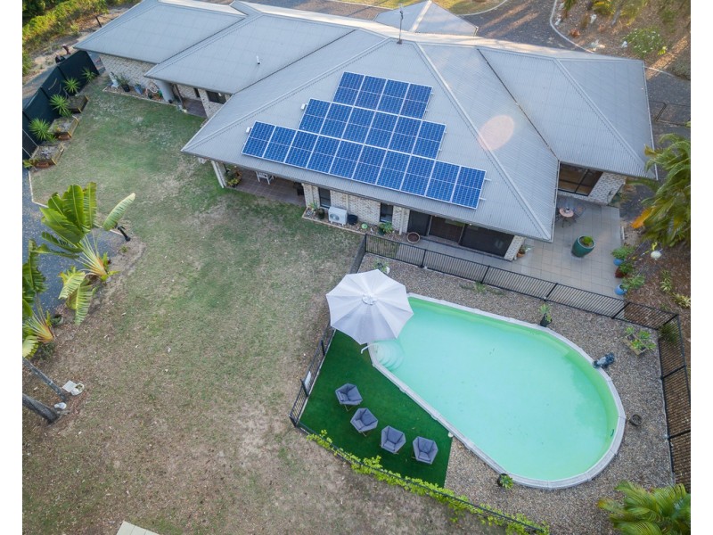 10 Kingfisher Crescent, Moore Park Beach QLD 4670