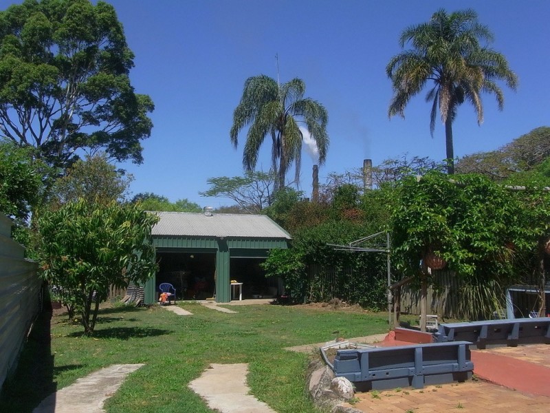 18 Hills Street, Bundaberg East QLD 4670