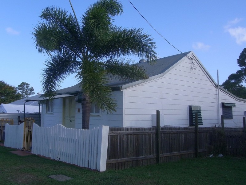 18 Hills Street, Bundaberg East QLD 4670