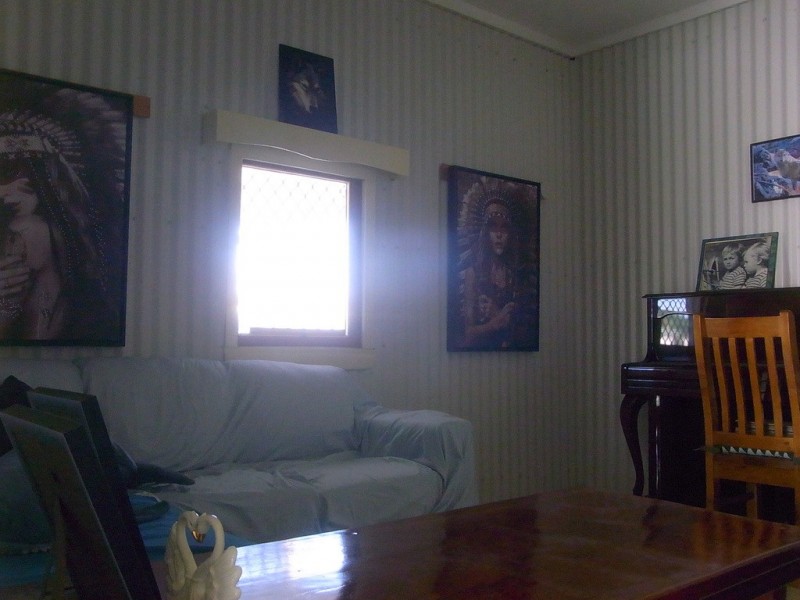 18 Hills Street, Bundaberg East QLD 4670