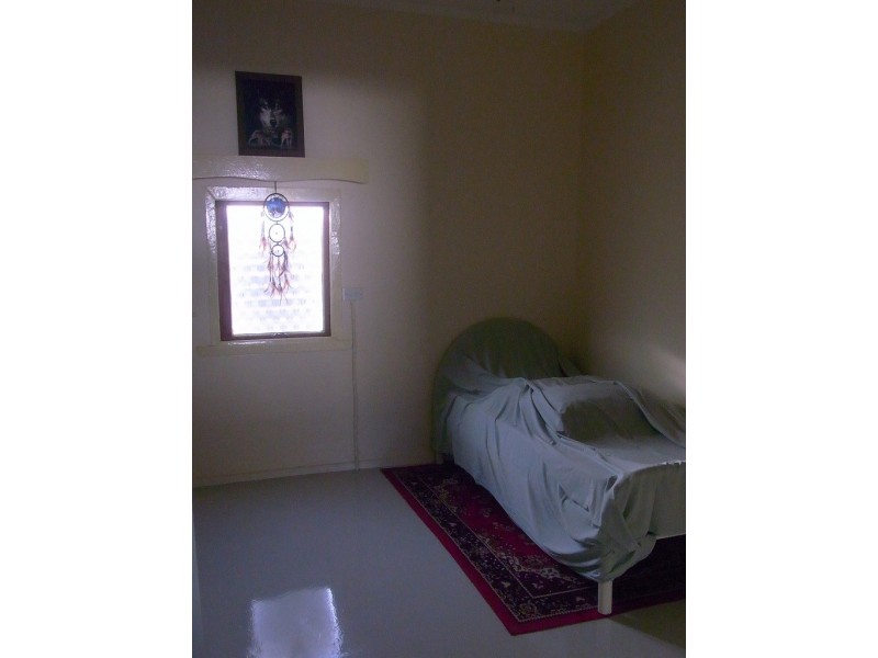 18 Hills Street, Bundaberg East QLD 4670