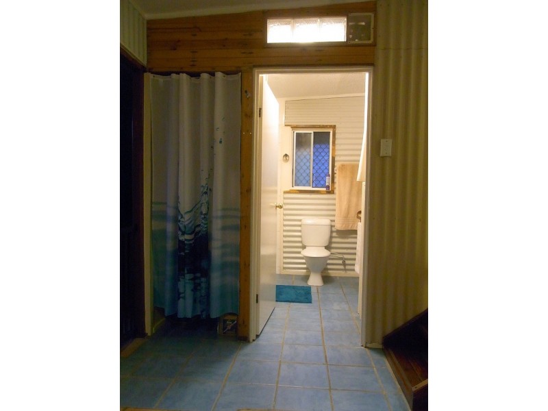 18 Hills Street, Bundaberg East QLD 4670