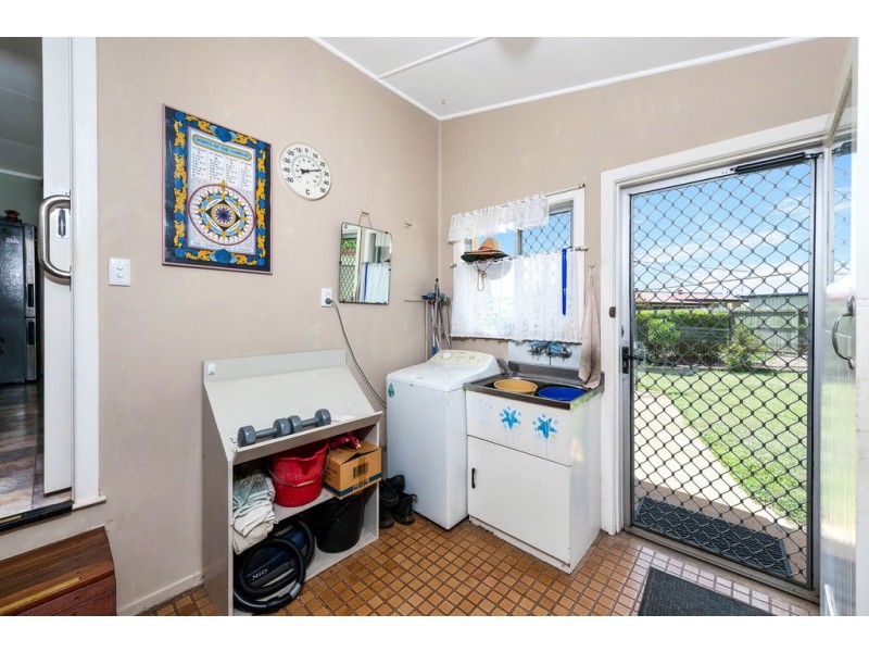 4 Richards Street, Svensson Heights QLD 4670