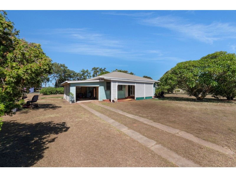 553 Moore Park Road, Welcome Creek QLD 4670
