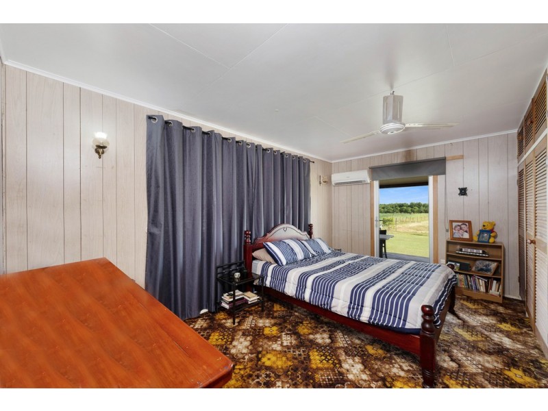 73 Henkers Road, Oakwood QLD 4670