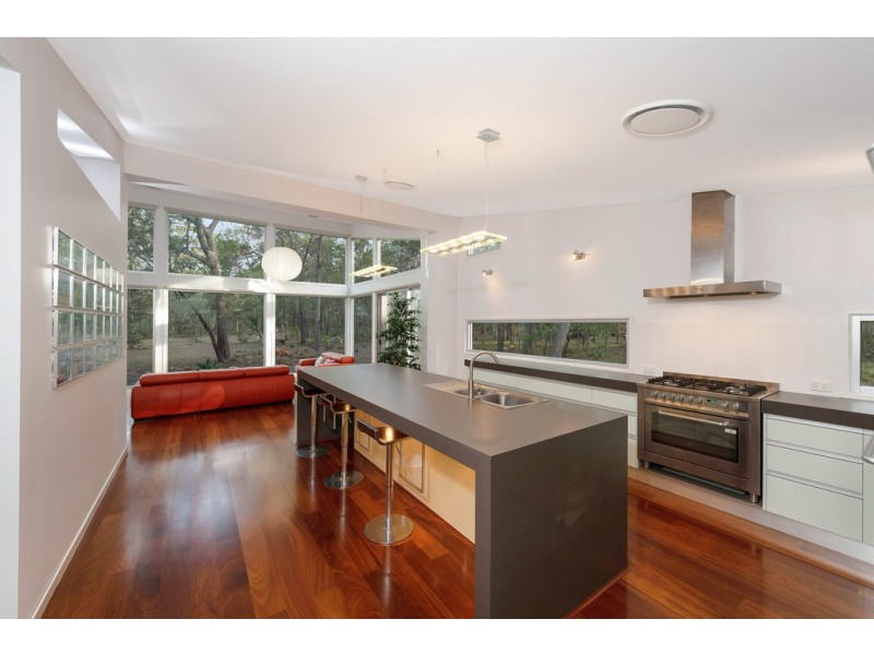 5 Beverly Close, Moore Park Beach QLD 4670