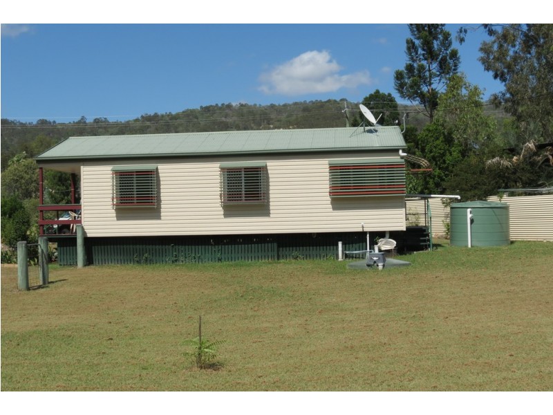 39 Heusman Street, Mount Perry QLD 4671