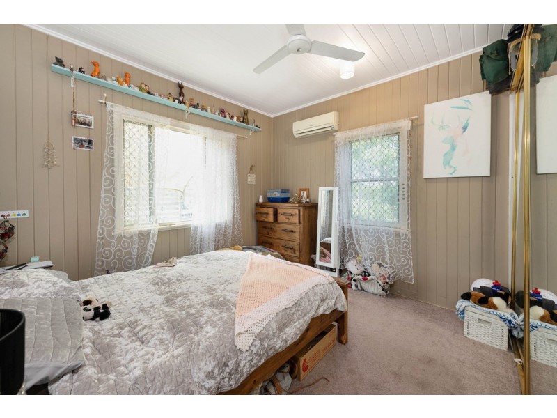 383 Three Chain Road, Calavos QLD 4670