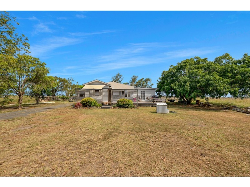 383 Three Chain Road, Calavos QLD 4670