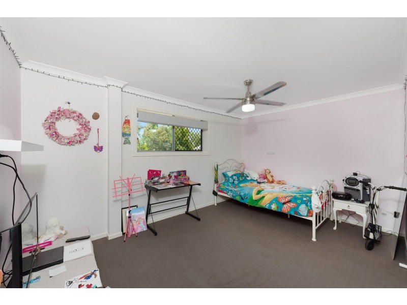 8 Ohlaf Street, Moore Park Beach QLD 4670