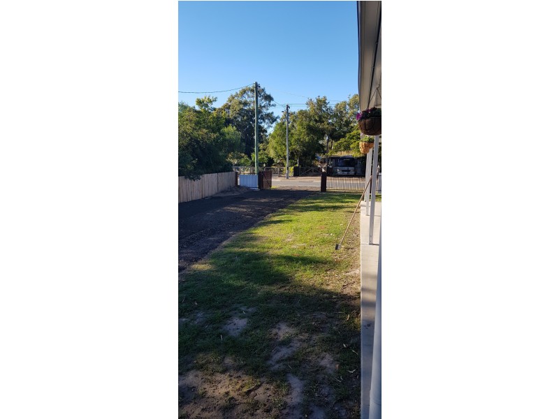 8 Ohlaf Street, Moore Park Beach QLD 4670