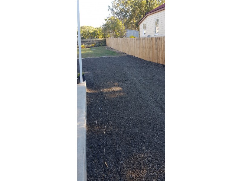 8 Ohlaf Street, Moore Park Beach QLD 4670