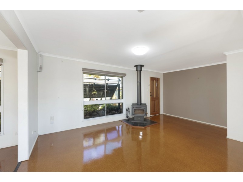 22 Slocomb Street, Avenell Heights QLD 4670