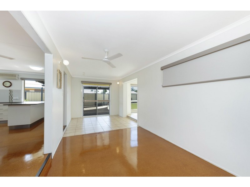 22 Slocomb Street, Avenell Heights QLD 4670