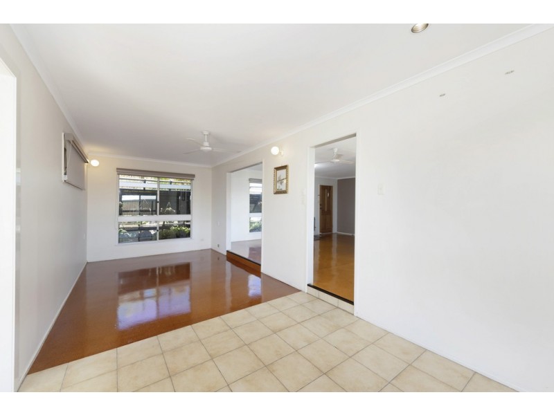 22 Slocomb Street, Avenell Heights QLD 4670