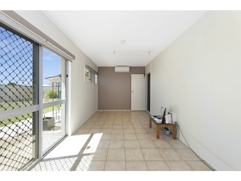 22 Slocomb Street, Avenell Heights QLD 4670