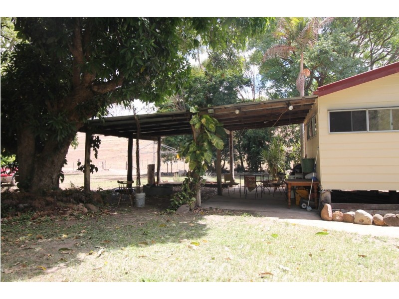 2384 Gin Gin Mount Perry Road, New Moonta QLD 4671