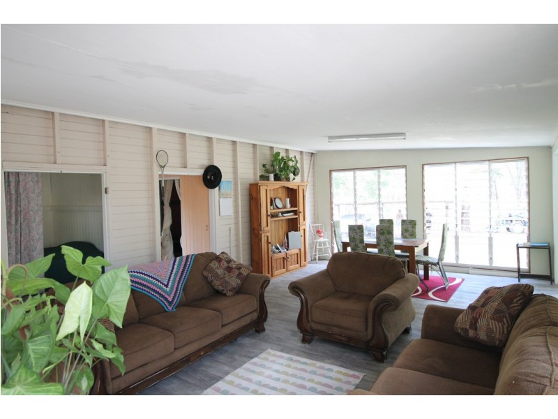 2384 Gin Gin Mount Perry Road, New Moonta QLD 4671