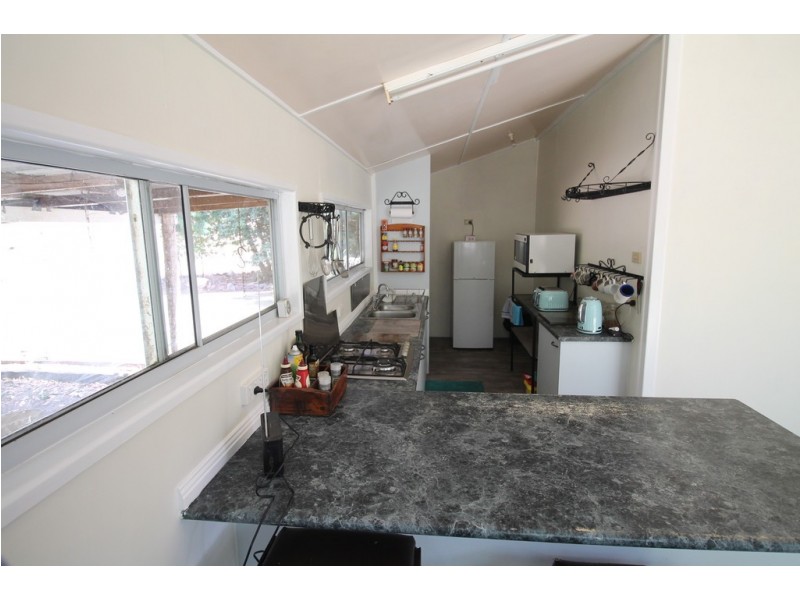 2384 Gin Gin Mount Perry Road, New Moonta QLD 4671