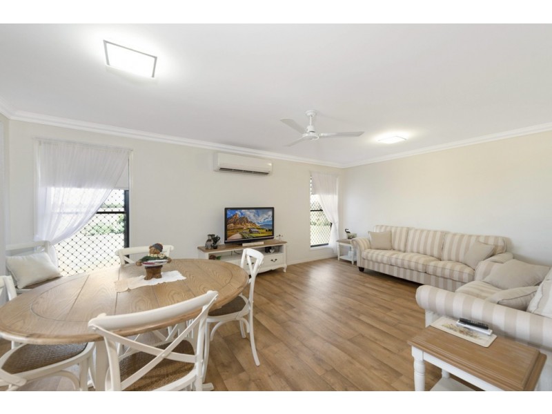 425 Three Chain Road, Calavos QLD 4670