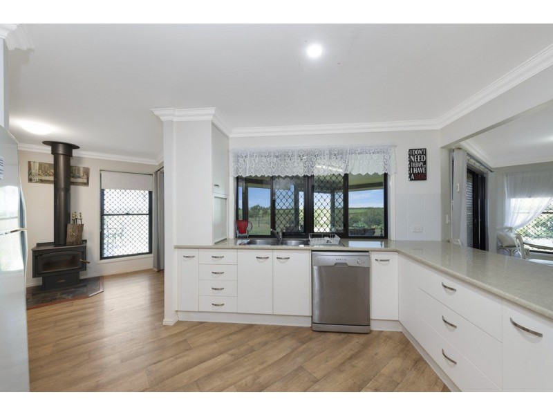 425 Three Chain Road, Calavos QLD 4670