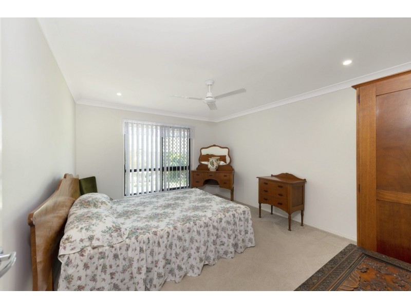 425 Three Chain Road, Calavos QLD 4670