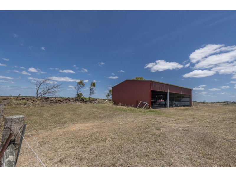425 Three Chain Road, Calavos QLD 4670