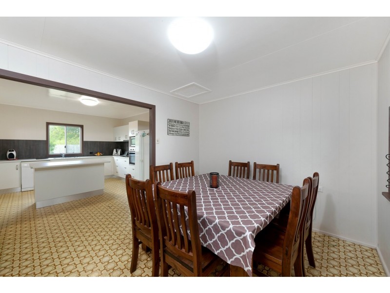 73 Henkers Road, Oakwood QLD 4670